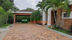 moderna casa en venta en conjunto campestre trinitarios floridablanca
