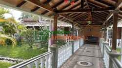 CASA FINCA EN VENTA ALTAMIRA MESA DE LOS SANTOS