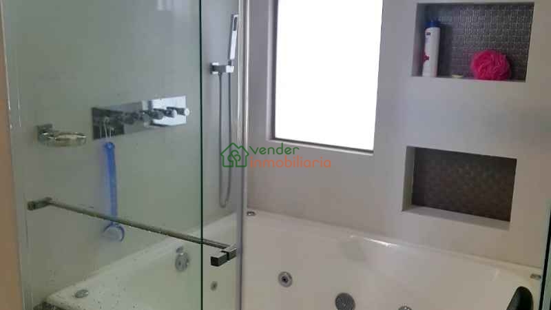 APARTAMENTO EN VENTA EDIFICIO MAJESTIC CABECERA DEL LLANO