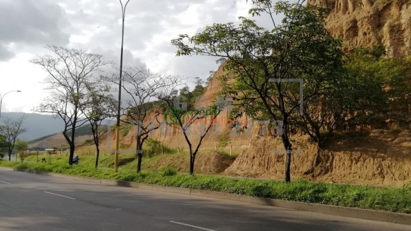 ZONA INDUSTRIAL VIA GIRON - FLORIDABLANCA