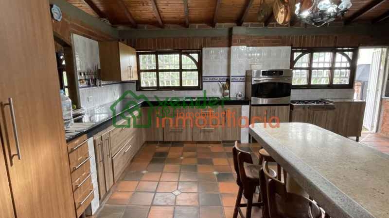 CASA FINCA EN VENTA ALTAMIRA MESA DE LOS SANTOS